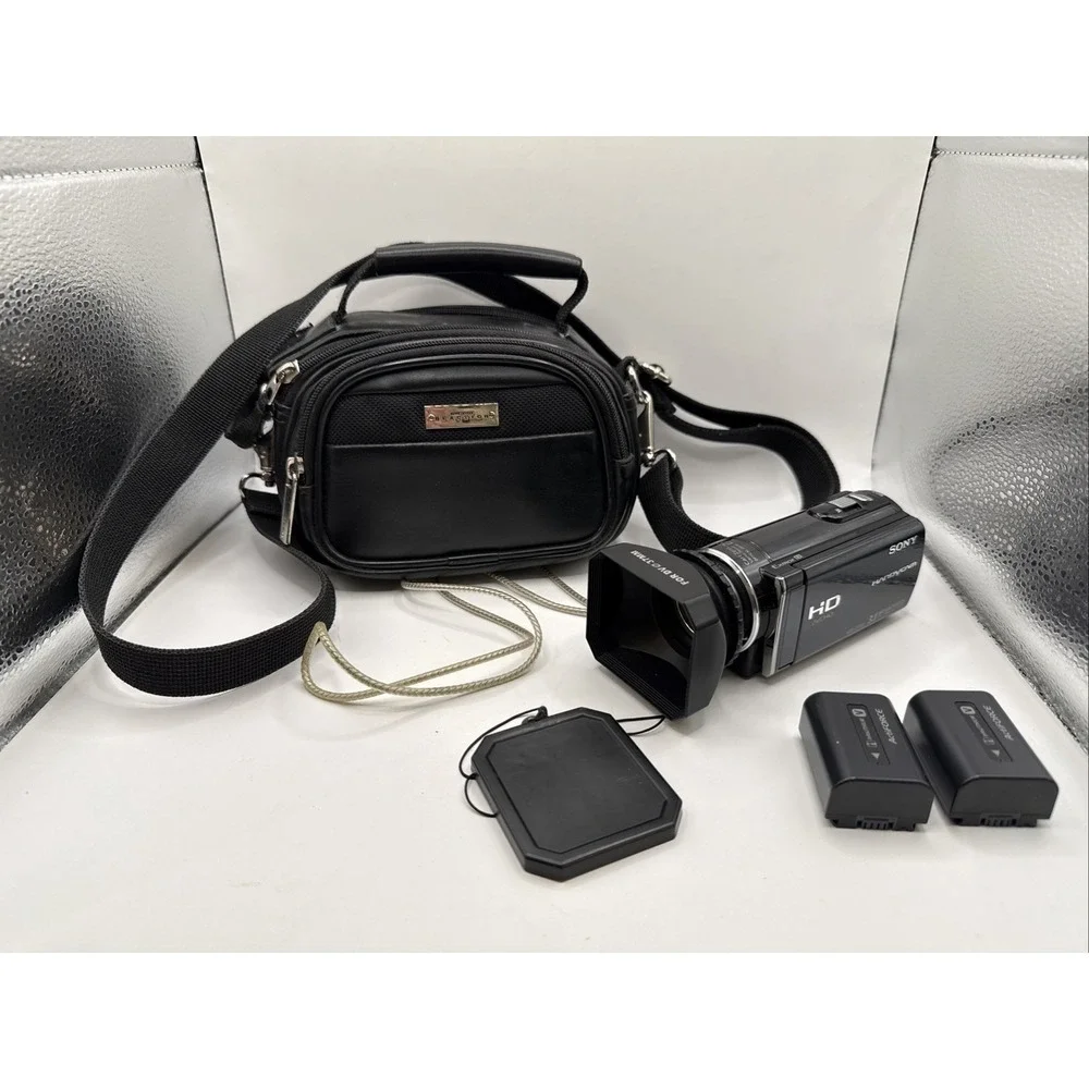 Sony Handycam HDR-CX150 HD 3.1MP Digital Video Camcorder Teste w/Batt Case